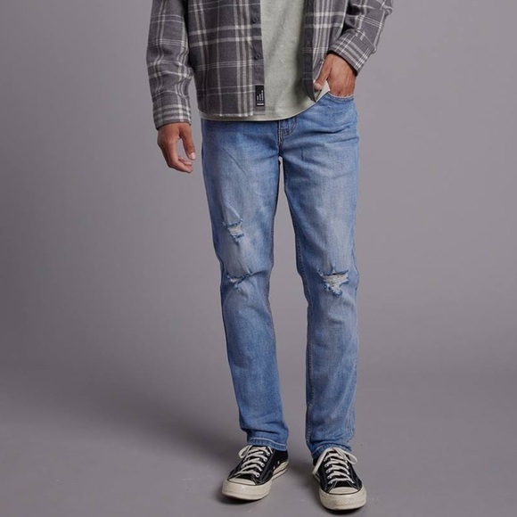 RSQ Relaxed Taper Light Vintage Destroyed Jeans Sizes 28“ x 30” & 29“ x 32“ - Picture 2 of 11